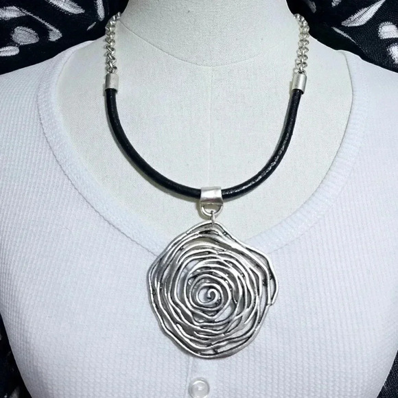 NKULTD Jewelry - 🆕️Handcrafted Turkish Leather & Zamak Pendant Necklace - A Touch of Tradition